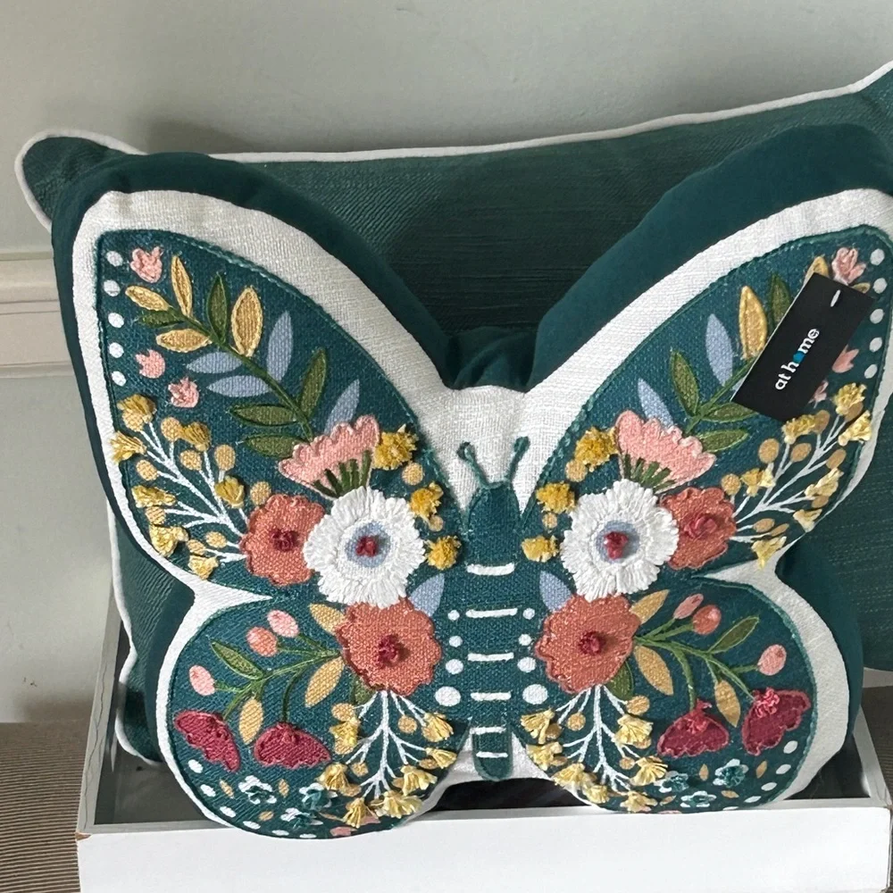Floral Embroidered Accent Pillow Butterfly Shape 15 x 16 x 4 New With Tags Teal